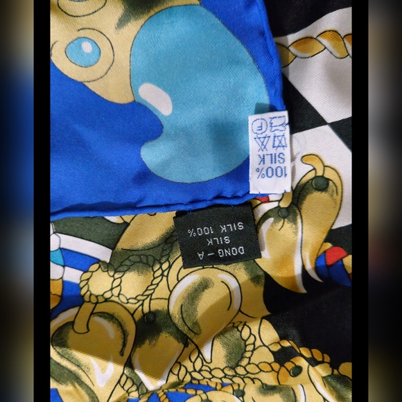 R.O.K SILK SCARF/WRAP - Picture 3 of 5